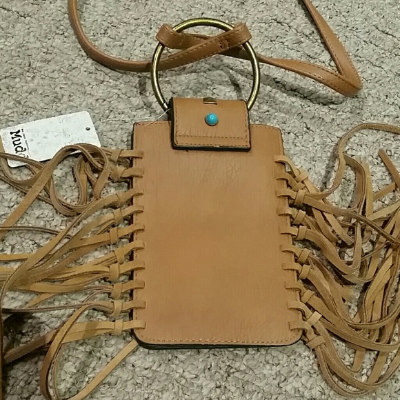 Mudd tan fringe passport bag - Picture 6 of 6
